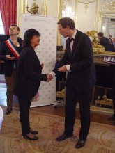 (A gauche) Madame Lenka Froulikova (A droite) S.E. Petr Drulák, Ambassadeur de la République tchèque en France