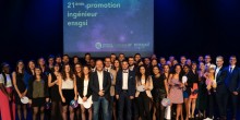 Les 48 nouveaux diplômés ingénieurs ENSGSI et leur parraine de promotion David MAIZERET