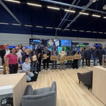 Remise des ordinateurs aux étudiants au magasin Boulanger de Metz Augny