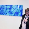 Daniel Lacour, chercheur à l'IJL, présente son tableau Blue Waves