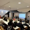 Le public qui assiste au concours d'éloquence.
