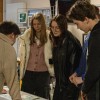 Les étudiant·es découvrent le stand de la Délégation RSE de l’UL.