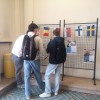 Photographie etudiants lisant exposition