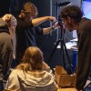 Les étudiants vérifient les captures de leurs animations.