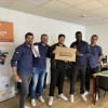 Remise d'ordinateur par la Fondation Boulanger à un étudiant