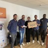 Remise d'ordinateur par la Fondation Boulanger à une étudiante