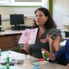 Présentation d’une création personnelle par une participante de l’atelier LéA CoFormations en plurilinguisme