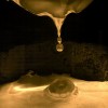 Interaction de gouttes fondues avec un bain de métal (acier maraging) liquide © Institut Jean Lamour