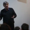 Stéphane Sorlat donne cours aux étudiants de l'IECA