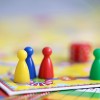 Des pions sur un jeu de plateau