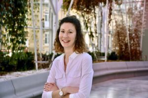 Vers l'article [Portraits d'alternants] Lucie David – Ressources humaines