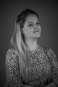 Vers l'article [Portrait] Mélanie auteure de "la réception des placements de produits par le public sur YouTube"