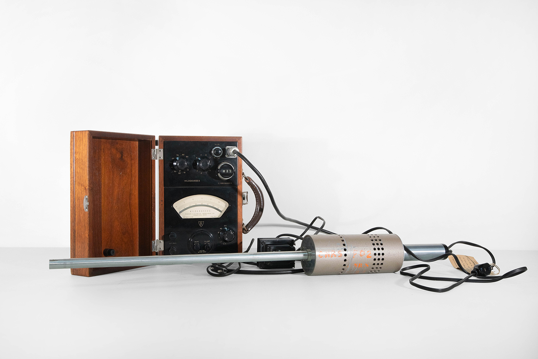 [Patrimoine scientifique] Les lois de l’attraction, le gaussmètre