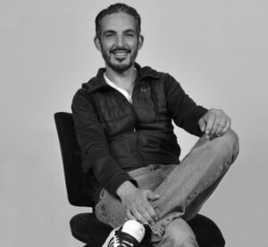 Vers l'article Mourad Sedki : du CAP à l’ingénierie, l’exemple inspirant de la reprise d’études à 45 ans !