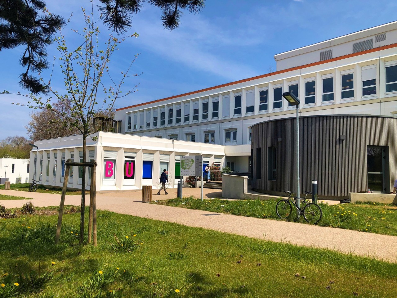 Exterieur de la BU du campus Brabois Santé - Université de Lorraine
