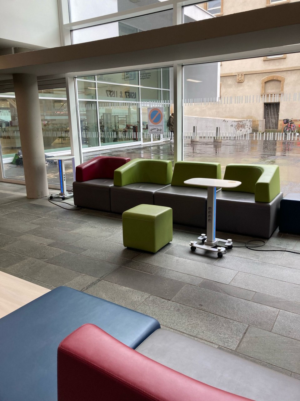 Le hall de l'IMDC